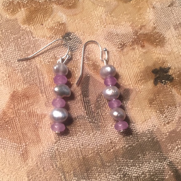 Fresh water pearls and amethyst beads on SS wires. - Picture 2 of 2